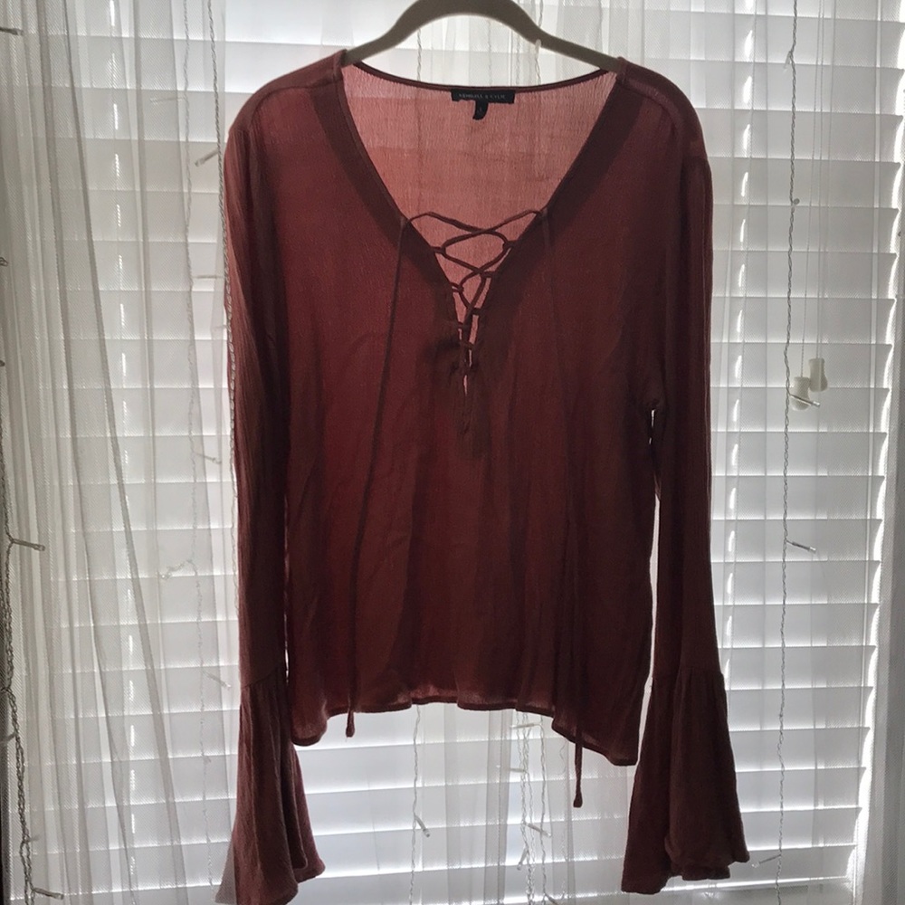 Kendall and Kylie shirt from Pacsun